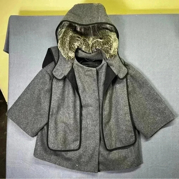 BCBGMaxAzria Jackets & Blazers - BCBGMaxazria double Breasted Jacket Coat Hood Womens S Faux Fur Wool Cashmere